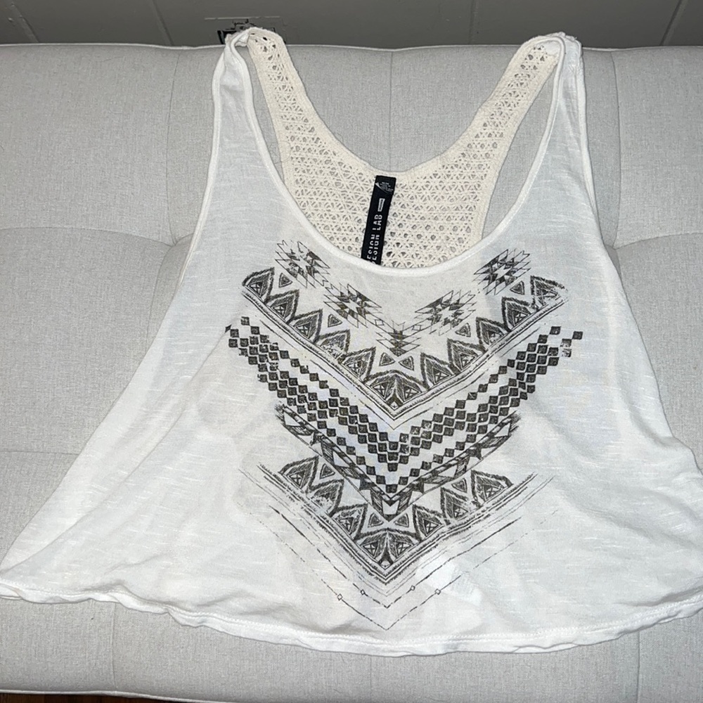 CROPPED tank top lace back